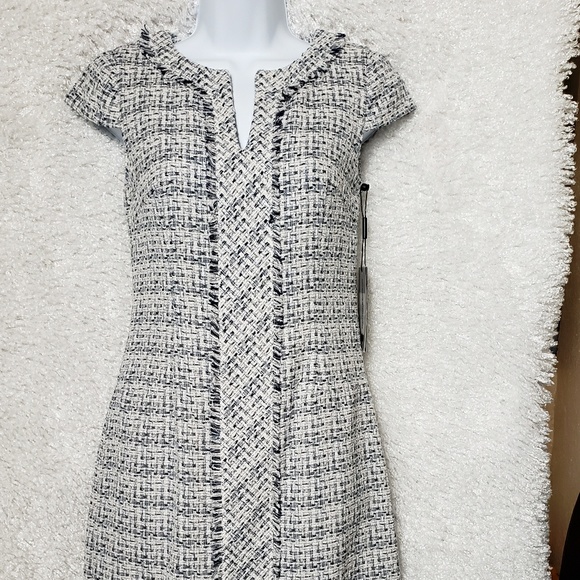 SALE!! Tweed shift dress - Picture 4 of 8